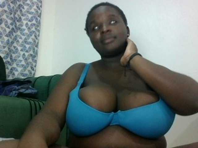 Hotybobbies live webcam show