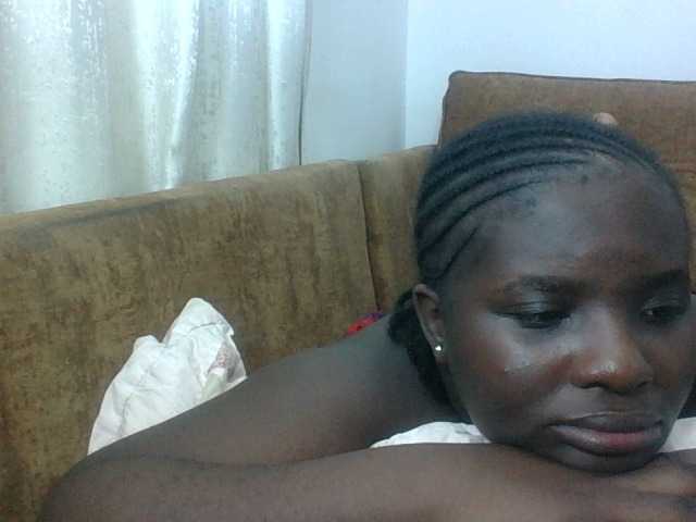 Hotybobbies live cam on BongaCams