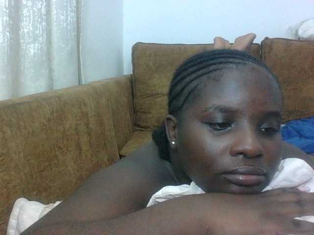 Hotybobbies live cam on BongaCams