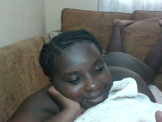 Hotybobbies live cam on BongaCams