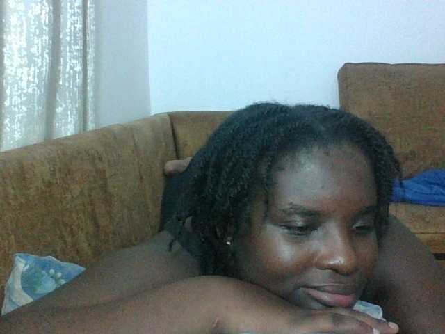 Hotybobbies live cam on BongaCams