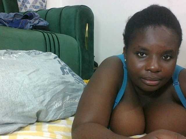 Hotybobbies live webcam show