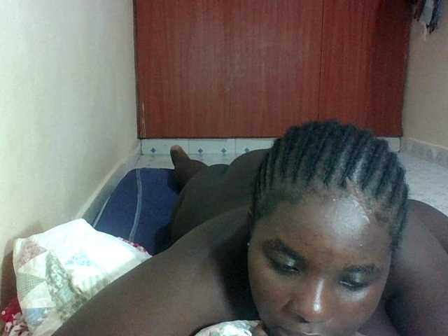 Hotybobbies's BongaCams show and profile