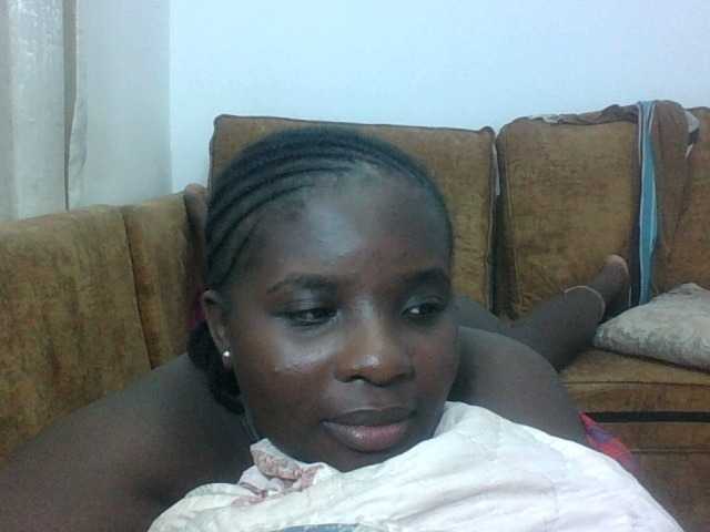 Hotybobbies live cam on BongaCams
