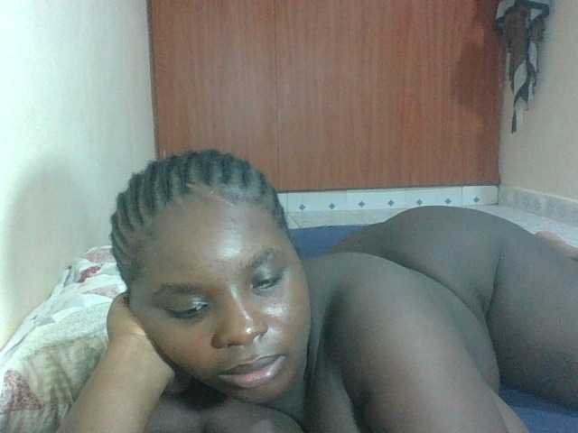 Hotybobbies's BongaCams show and profile