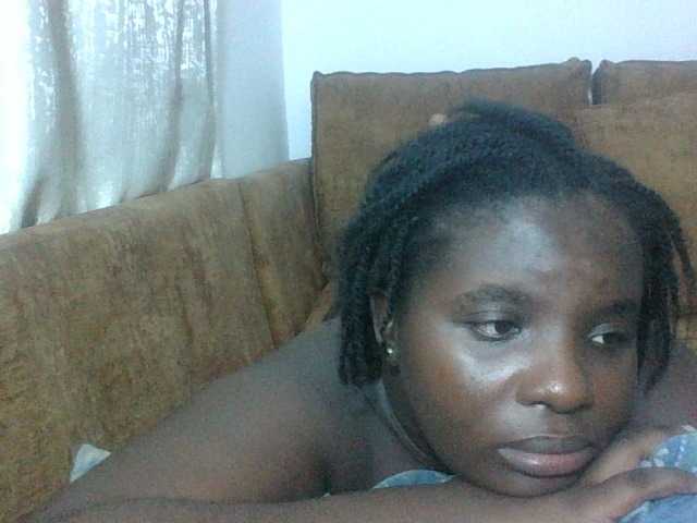 Hotybobbies live cam on BongaCams