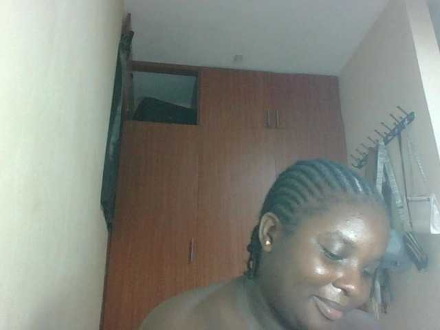 Hotybobbies's BongaCams show and profile