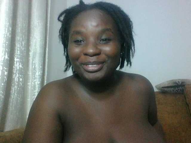 Hotybobbies live cam on BongaCams