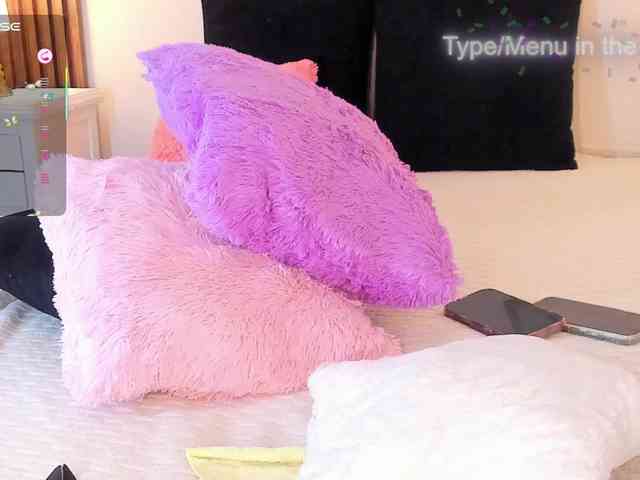 EllieRussell webcam