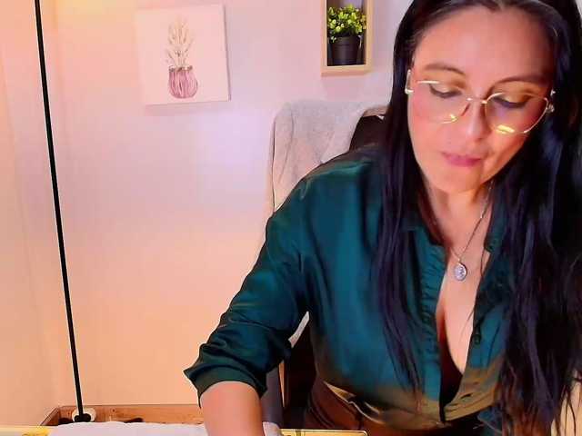 Zuzana21 live cam on BongaCams