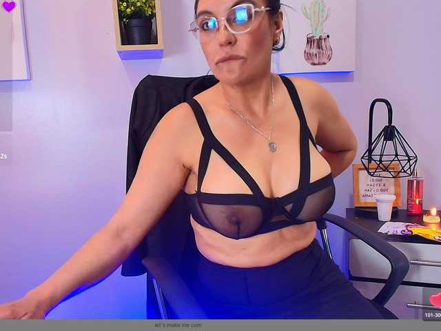 Zuzana21 live cam on BongaCams