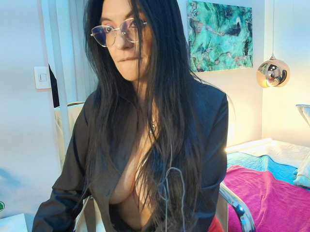 Zuzana21 live cam on BongaCams