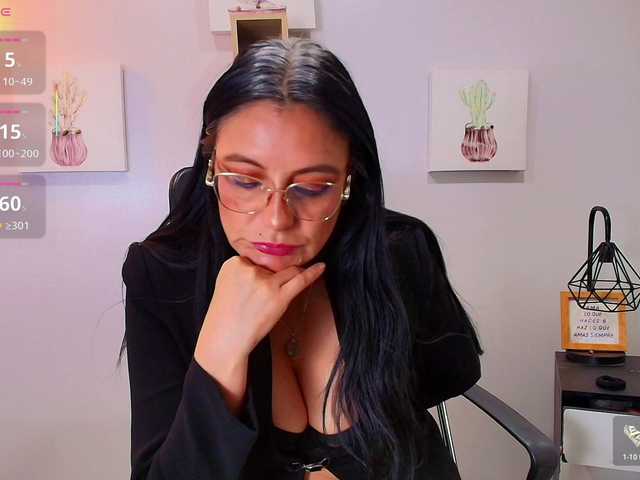 Zuzana21 live cam on BongaCams