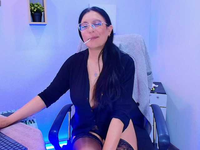 Zuzana21 live cam on BongaCams