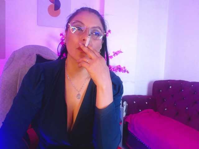 Zuzana21 live cam on BongaCams