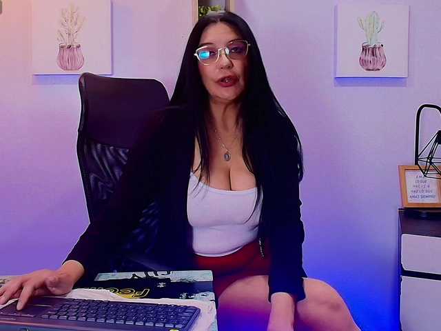 Zuzana21 live cam on BongaCams
