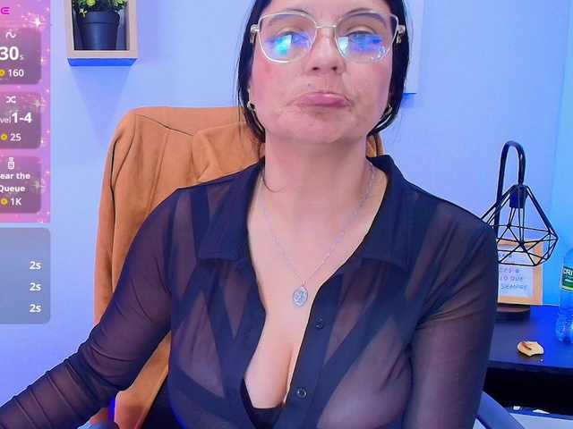 Zuzana21 live cam on BongaCams