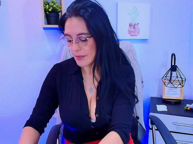 Zuzana21 live cam on BongaCams
