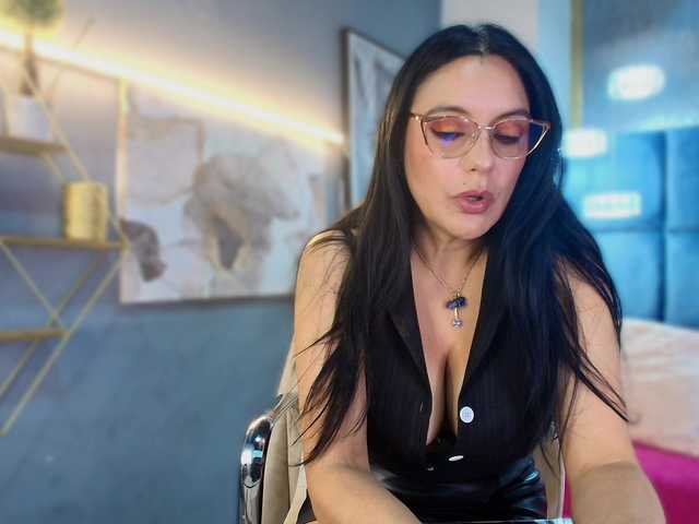 Zuzana21 live cam on BongaCams