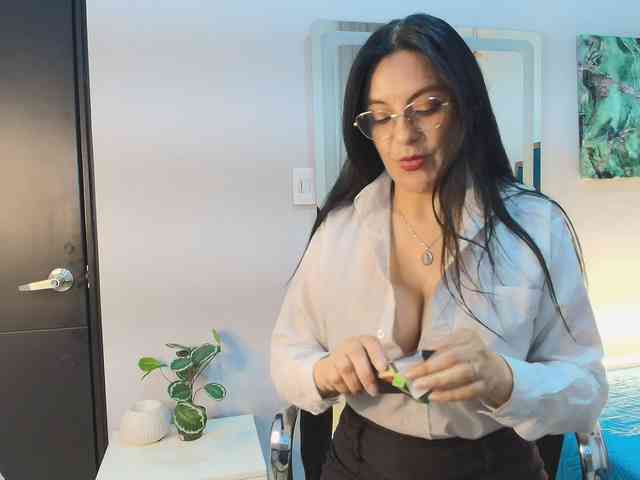 zuzana21's live room
