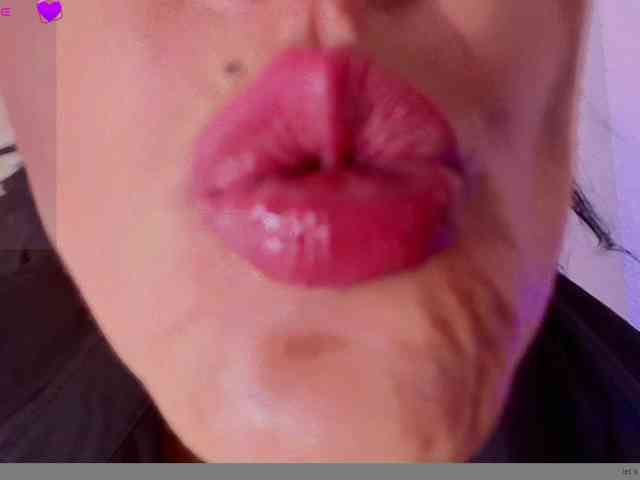 Zuzana21 Live Webcam on BongaCams