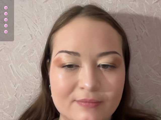-tiny-nika- live cam on BongaCams