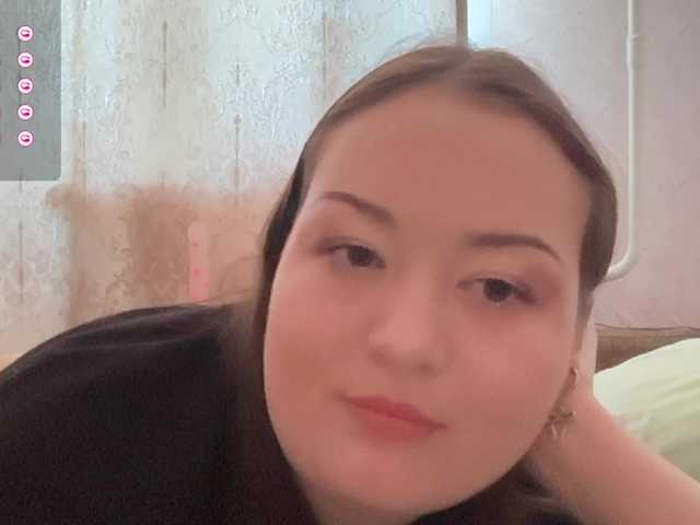 -tiny-nika- live cam on BongaCams
