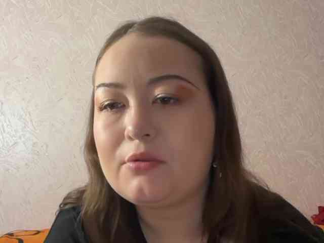 -tiny-nika- -tiny-nika-