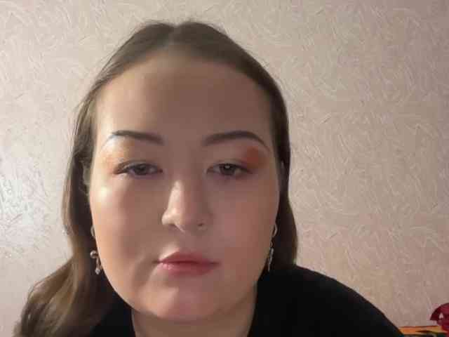 -tiny-nika- -tiny-nika-