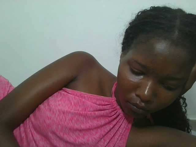 Hornyqueen4 Live Cam on BongaCams