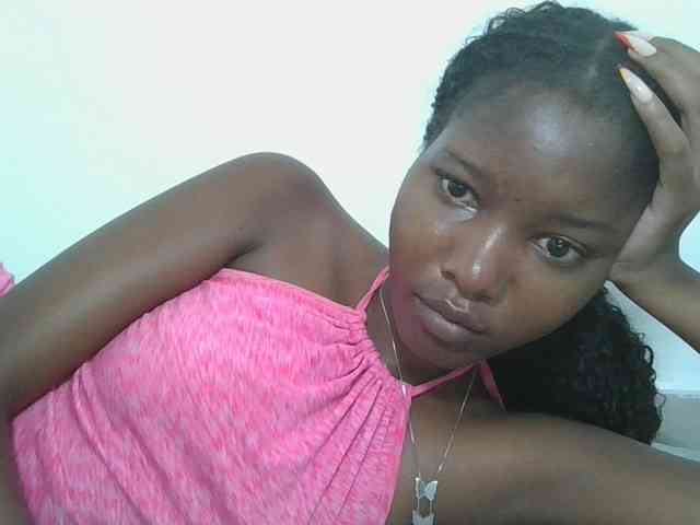 Hornyqueen4 webcam