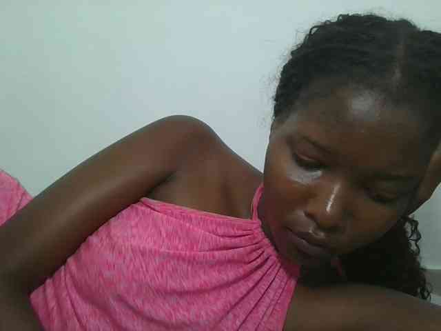 Hornyqueen4 webcam
