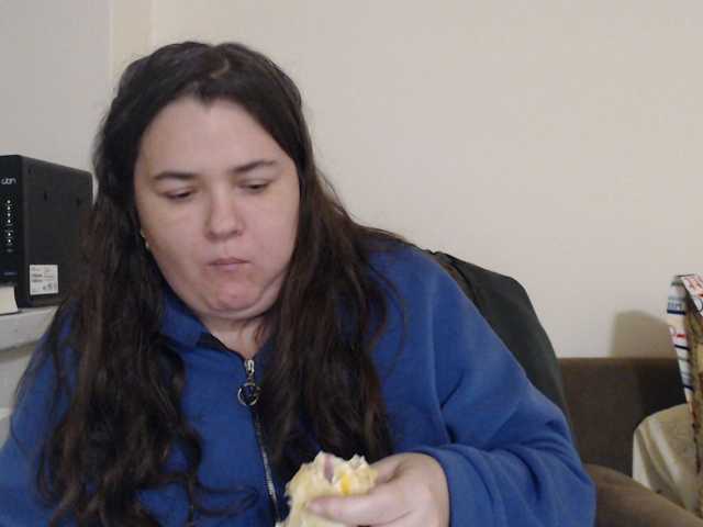 KittyDrive111 live cam on BongaCams