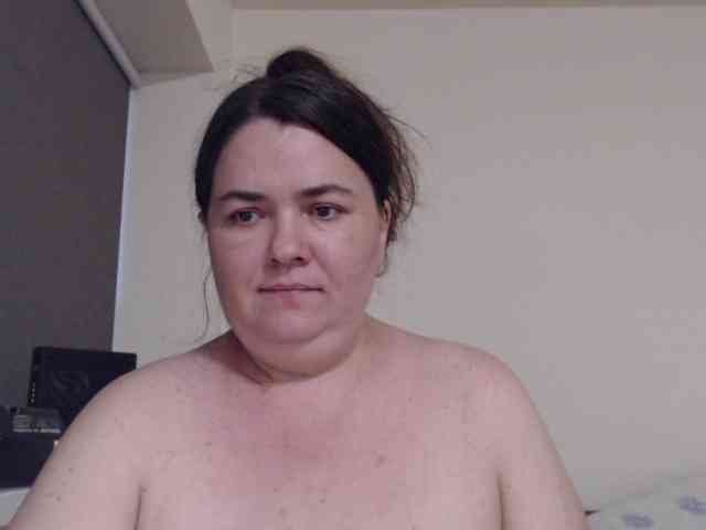 KittyDrive111 Live Webcam on BongaCams