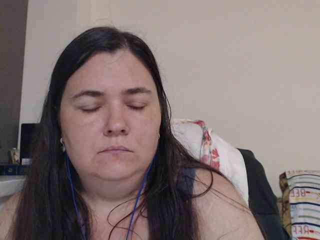 KittyDrive111 webcam
