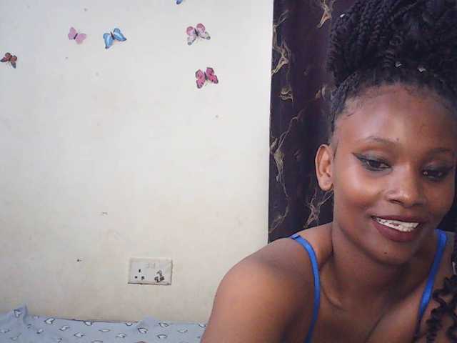 Ebbonyrakael's BongaCams show and profile