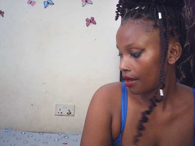 Ebbonyrakael's BongaCams show and profile