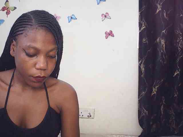 Ebbonyrakael Live Webcam on BongaCams