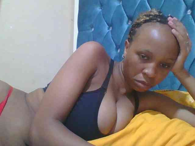 Prettyebony4 webcam