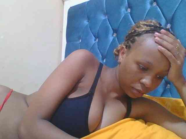 Prettyebony4 webcam