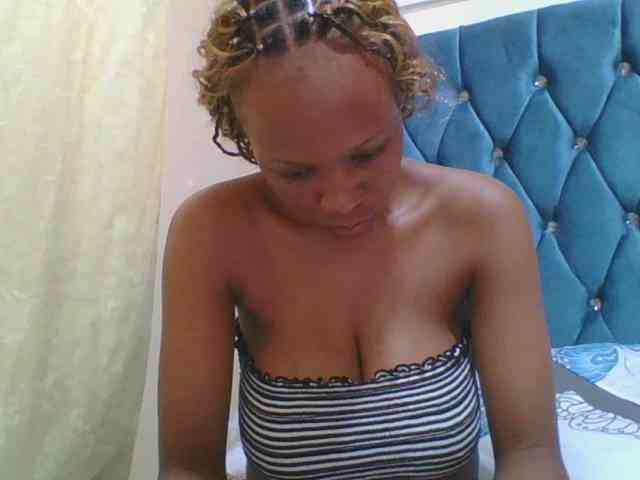 Prettyebony4