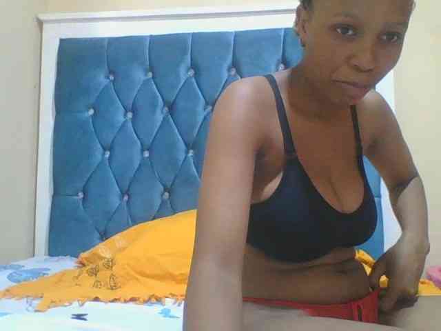 Prettyebony4 webcam
