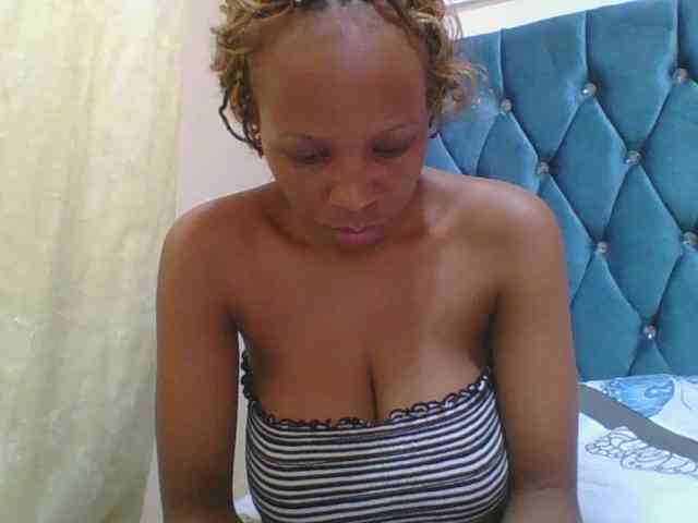 Prettyebony4