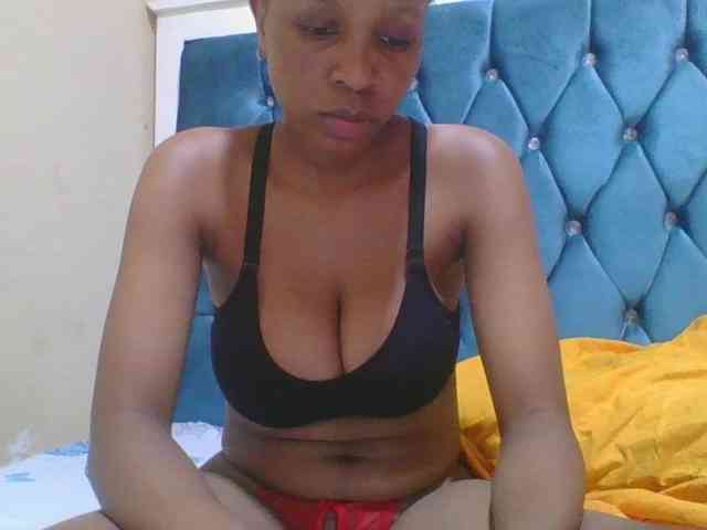 Prettyebony4 webcam