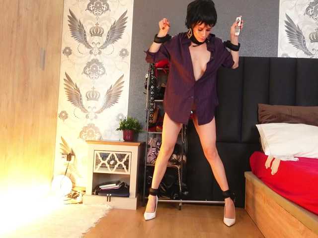 Alexa-Duque's BongaCams show and profile