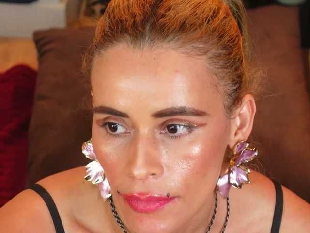 Alexa_Duque