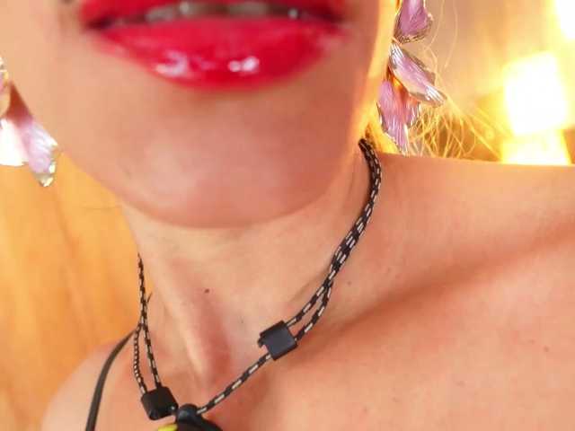 Alexa_Duque