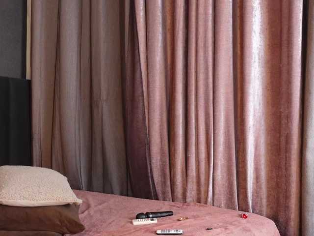 Alexa-Duque live cam on BongaCams