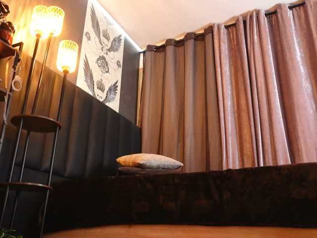 Alexa_Duque
