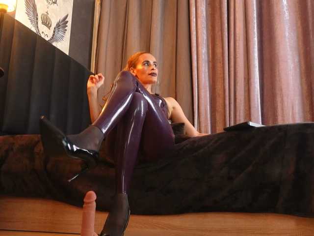 Alexa-Duque live cam on BongaCams